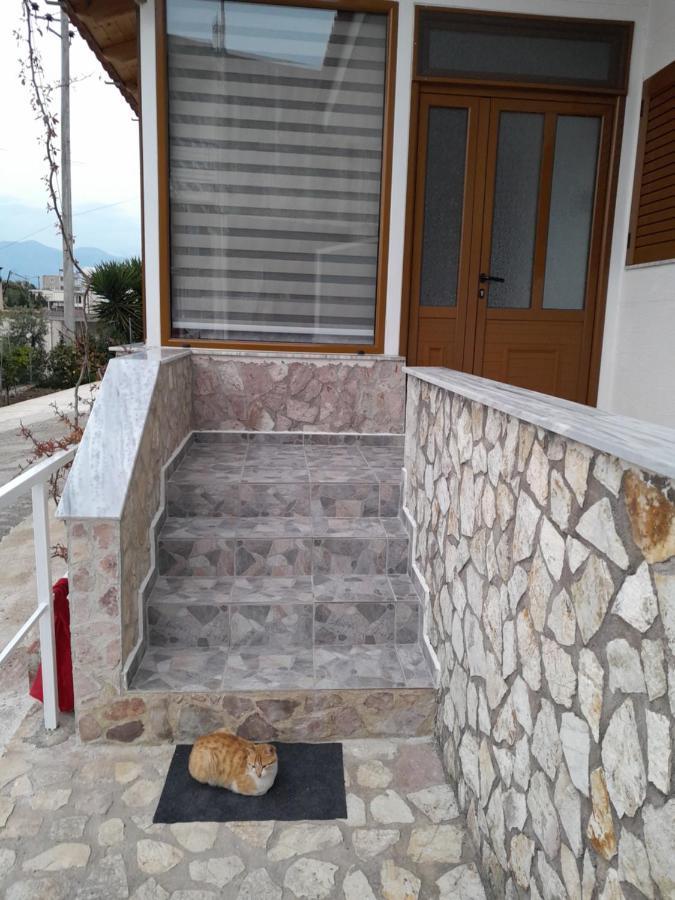 Luxury Dennis Home Sarande Exterior photo